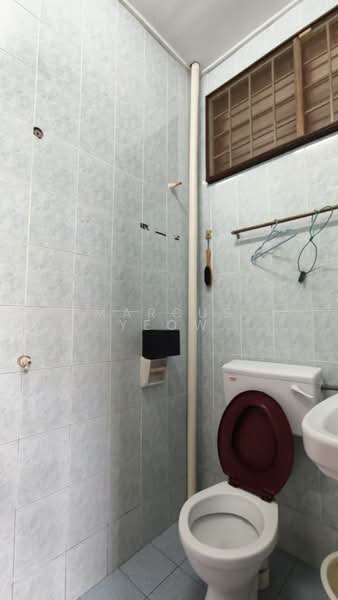 1.5-storey Terraced House for Sale in Taman Bukit Kelisa (Seremban) - Marcus Yeow - Bathroom - PropertyGuru.com.my