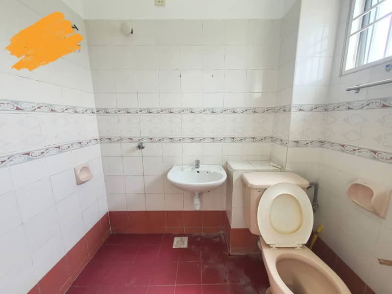 Rumah Teres 2 Tingkat untuk Dijual di Putra Heights (Subang Jaya) - Linda Suguna - Bathroom - PropertyGuru.com.my