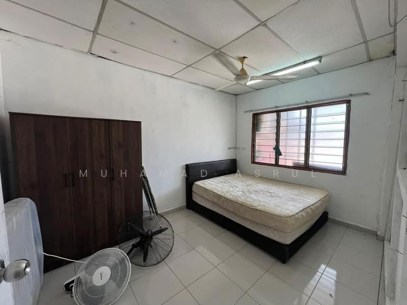 Rumah Teres 2 Tingkat untuk Dijual di Taman Kota Masai (Pasir Gudang) - Muhamad Asrul - Bedroom - PropertyGuru.com.my