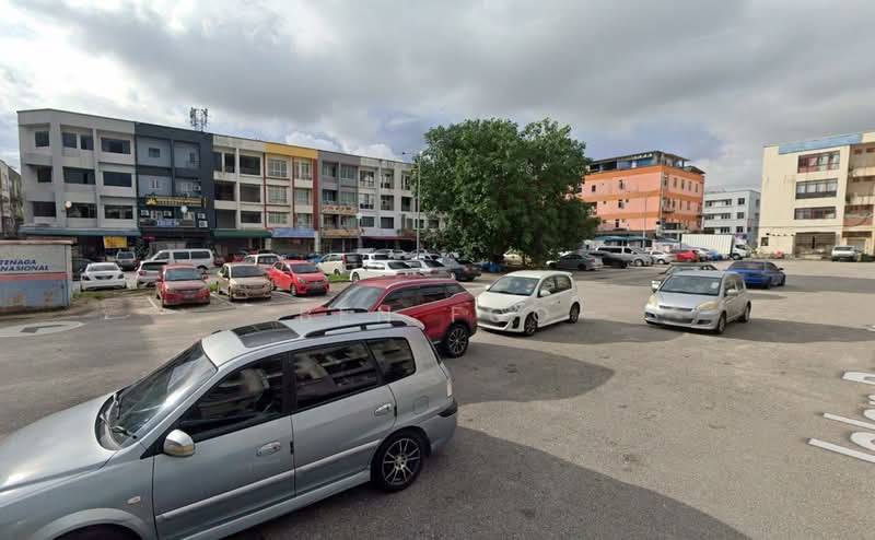 Shop / Office for Sale in Bandar Baru Permas Jaya (Permas Jaya) - Ben Foo - Exterior - PropertyGuru.com.my