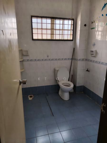 Rumah Teres 2.5 Tingkat untuk Dijual di Bandar Puteri Puchong (Puchong) - KT Go - Bathroom - PropertyGuru.com.my