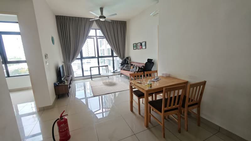 Servis Apartment untuk Dijual di The Clio Residences - JV Voon - Living Room - PropertyGuru.com.my