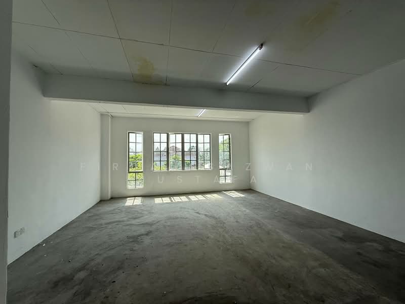 Shop / Office for Rent in Taman Bullion Mewah (Batu Caves) - Firdaussazwan Mustafa - Interior - PropertyGuru.com.my