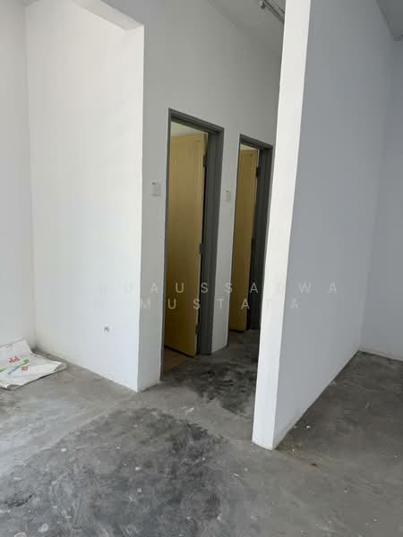 Shop / Office for Rent in Taman Bullion Mewah (Batu Caves) - Firdaussazwan Mustafa - Interior - PropertyGuru.com.my