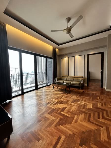 Servis Apartment untuk Dijual di The Mews - Manny Lum - Living Room - PropertyGuru.com.my