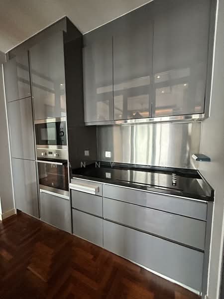 Servis Apartment untuk Dijual di The Mews - Manny Lum - Kitchen - PropertyGuru.com.my
