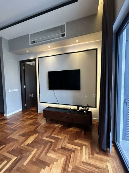Servis Apartment untuk Dijual di The Mews - Manny Lum - Living Room - PropertyGuru.com.my