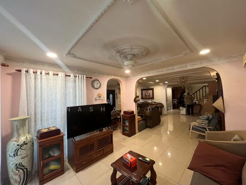 Rumah Berkembar untuk Dijual di Taman Desa Surada (Bangi) - Muhammad Zhariff Nasharudin - Living Room - PropertyGuru.com.my