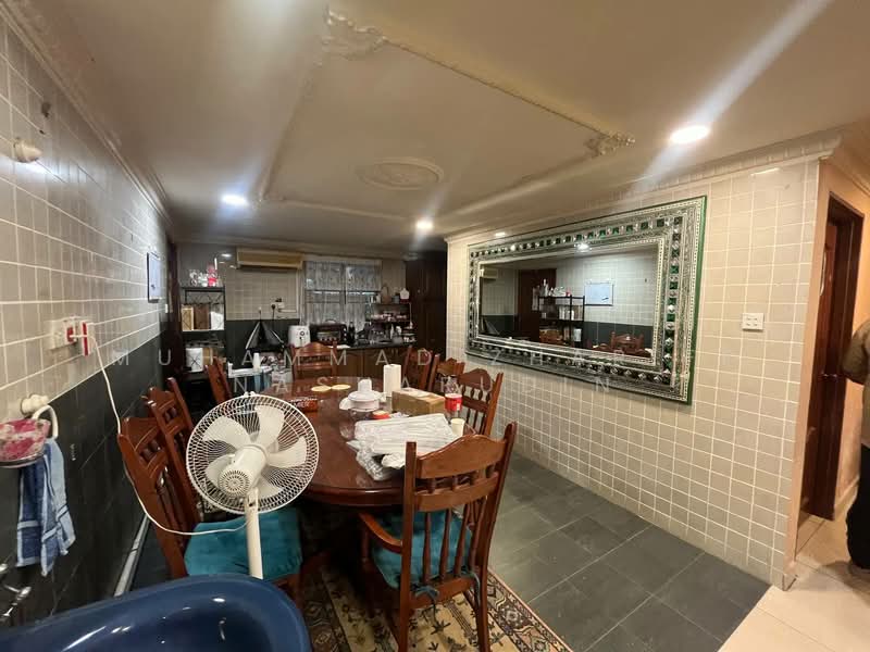 Rumah Berkembar untuk Dijual di Taman Desa Surada (Bangi) - Muhammad Zhariff Nasharudin - Dining Room - PropertyGuru.com.my