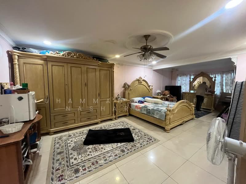 Rumah Berkembar untuk Dijual di Taman Desa Surada (Bangi) - Muhammad Zhariff Nasharudin - Bedroom - PropertyGuru.com.my