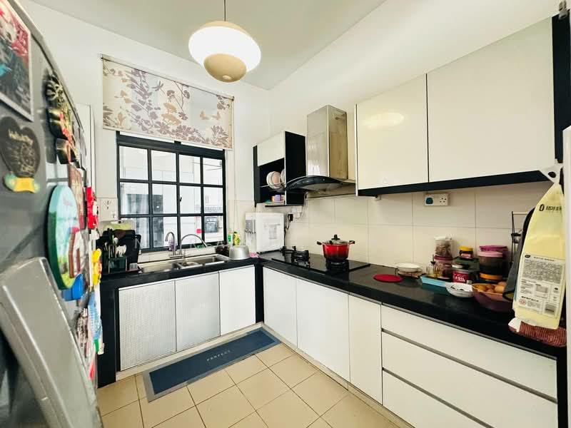 Rumah Berkembar untuk Dijual di Saujana Villa (Kajang) - Nurashekin . - Kitchen - PropertyGuru.com.my