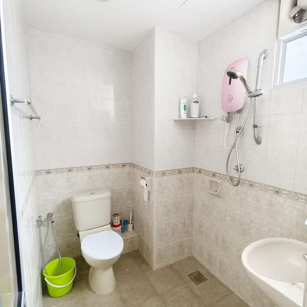 Pangsapuri untuk Dijual di Sri Permai - Jordan Foo - Bathroom - PropertyGuru.com.my