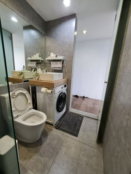 Service Residence for Rent at The Place @ Cyberjaya - Azizirrahim . - Bathroom - PropertyGuru.com.my
