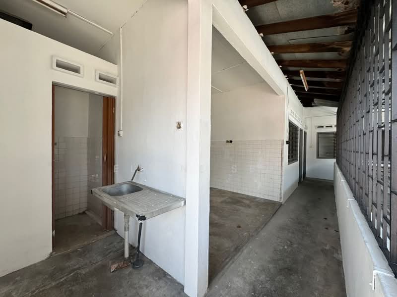 Shop for Rent in Taman Sri Tebrau (Johor Bahru) - Elaine See - Interior - PropertyGuru.com.my