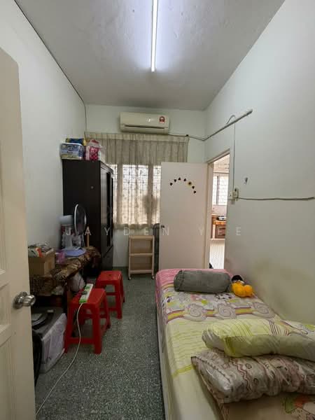 Rumah Teres 2 Tingkat untuk Dijual di Jalan Klang Lama (Old Klang Road) (Kuala Lumpur) - Jayden Yee - Bedroom - PropertyGuru.com.my