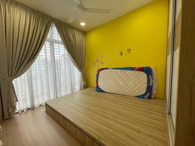 2-storey Terraced House for Rent in Taman Mount Austin (Tebrau) - Lynn Wong - Bedroom - PropertyGuru.com.my