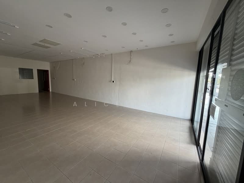 Shop for Rent in Kuching (Sarawak) - Alice Kon - Interior - PropertyGuru.com.my