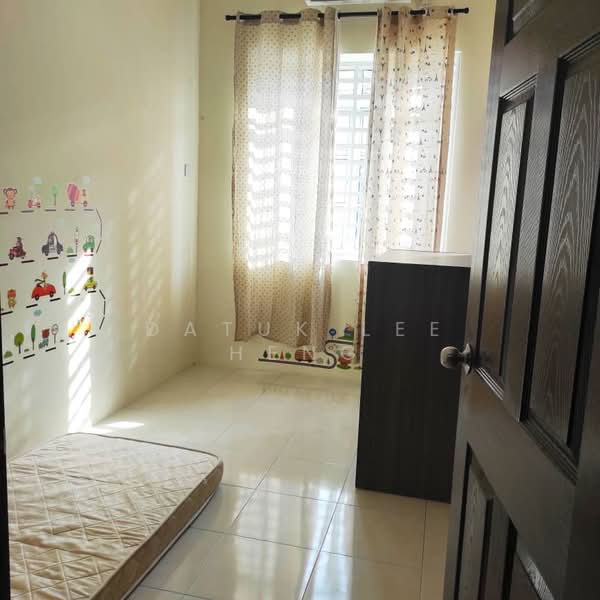 Rumah Teres 2 Tingkat untuk Disewa di Bandar Lahat Baru (Lahat) - Datuk Lee Heng - Bedroom - PropertyGuru.com.my