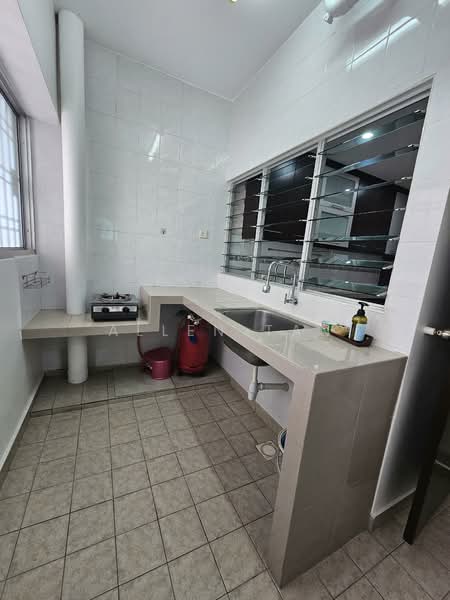 Kondominium untuk Dijual di Kelana Mahkota - Allen Tan - Kitchen - PropertyGuru.com.my