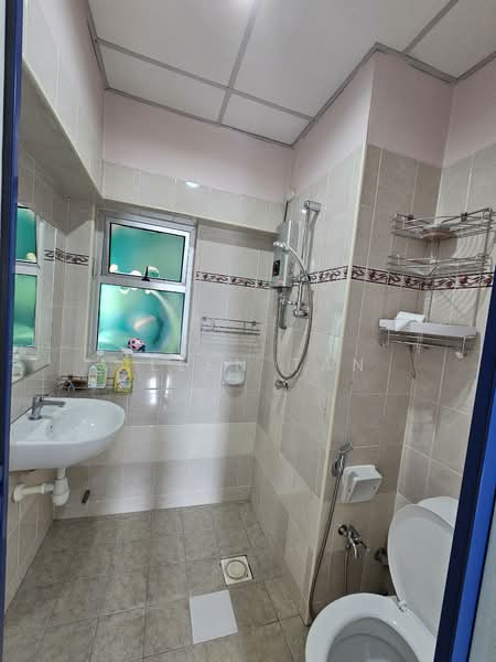 Kondominium untuk Dijual di Kelana Mahkota - Allen Tan - Bathroom - PropertyGuru.com.my