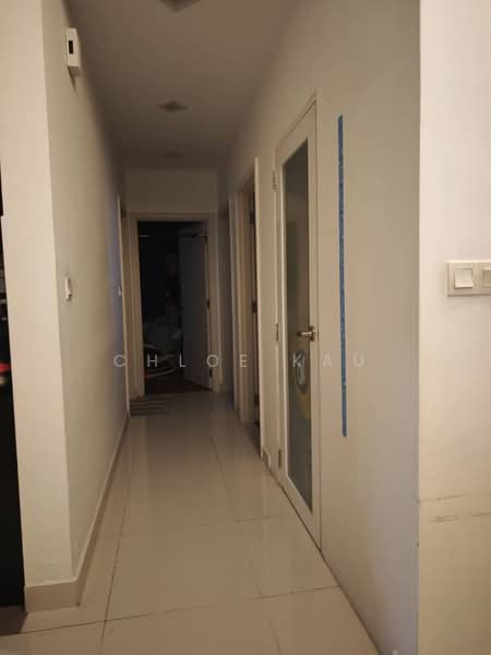 Kondominium untuk Disewa di KM1 West - Chloe Kau - Corridor - PropertyGuru.com.my