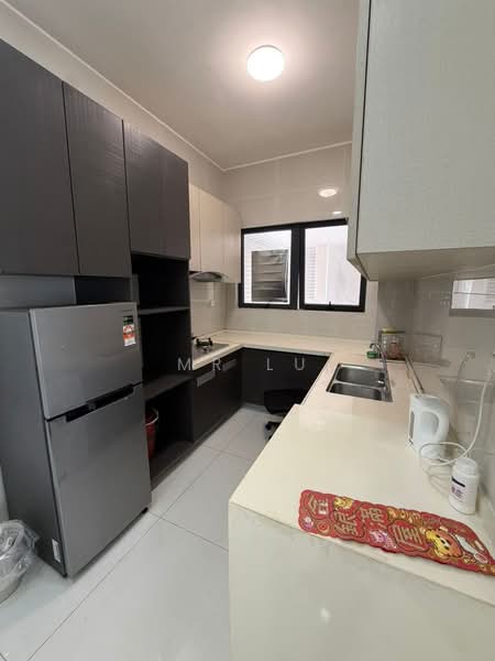 Condominium for Rent at Bay Point @ Country Garden Danga Bay - Mr Lu - Kitchen - PropertyGuru.com.my
