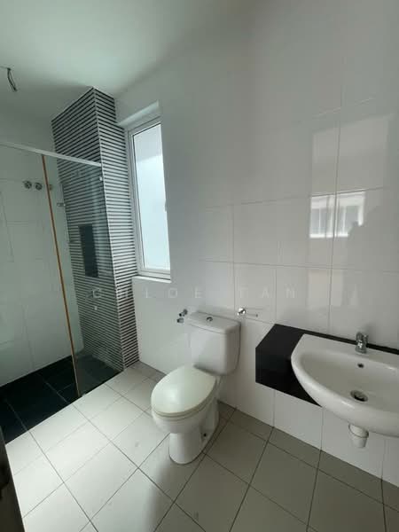 2.5-storey Terraced House for Sale in Bandar Bukit Raja (Klang) - Chloe Tan - Bathroom - PropertyGuru.com.my