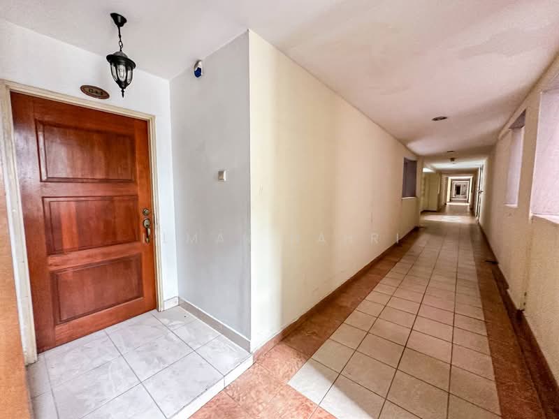 Kondominium untuk Dijual di Hartamas Regency 1 - Ilman Nahri - Corridor - PropertyGuru.com.my