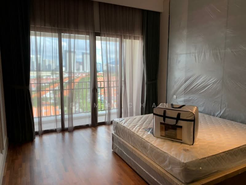 Servis Apartment untuk Disewa di Straits Residences - Emma Chan - Bedroom - PropertyGuru.com.my