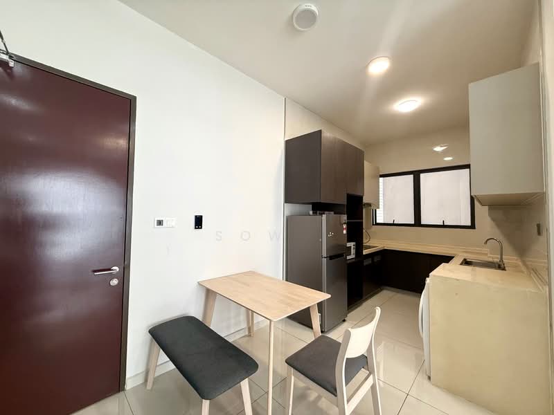 Condominium for Rent at Bay Laurel @ Country Garden Danga Bay - Sow . - Kitchen - PropertyGuru.com.my