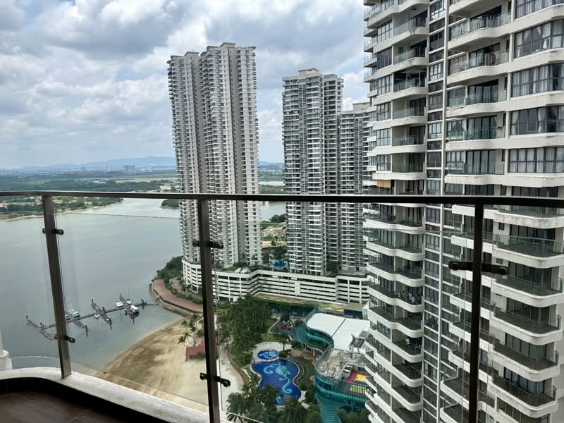 Condominium for Rent at Bay Laurel @ Country Garden Danga Bay - Sow . - Balcony - PropertyGuru.com.my