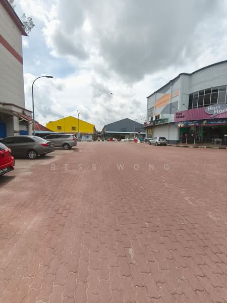 Shop for Sale in Kota Tinggi (Johor) - Bess Wong - Exterior - PropertyGuru.com.my