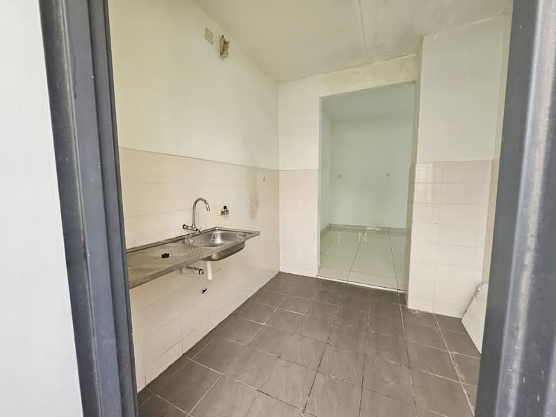 Rumah Teres 2 Tingkat untuk Dijual di Presint 11 (Putrajaya) - Nurashekin . - Kitchen - PropertyGuru.com.my