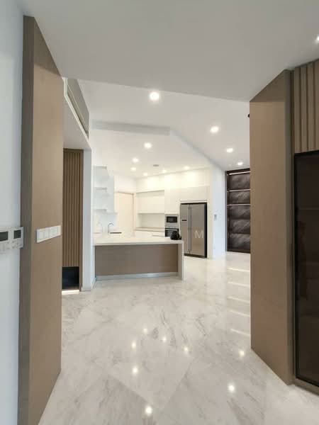 Setia V Residences untuk Untuk Disewa - RM 14,000 /bulan, Apr 2026 - Kitchen - PropertyGuru.com.my