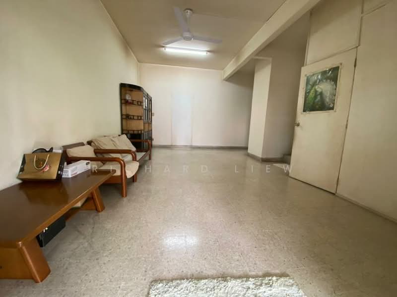 Rumah Teres 2 Tingkat untuk Dijual di SS2 (Petaling Jaya) - Richard Liew - Living Room - PropertyGuru.com.my