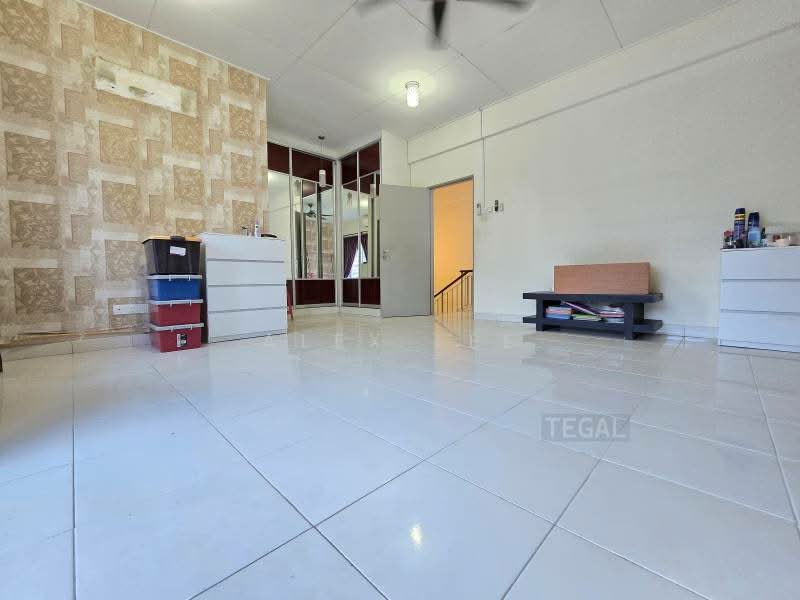 Terraced House for Sale in Bandar Puteri Klang (Klang) - Alex Lee - Living Room - PropertyGuru.com.my