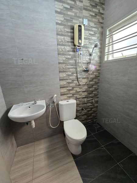 Terraced House for Sale in Bandar Puteri Klang (Klang) - Alex Lee - Bathroom - PropertyGuru.com.my
