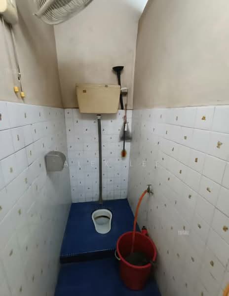 Rumah Teres 1 Tingkat untuk Dijual di Klang (Selangor) - Alex Lee - Bathroom - PropertyGuru.com.my