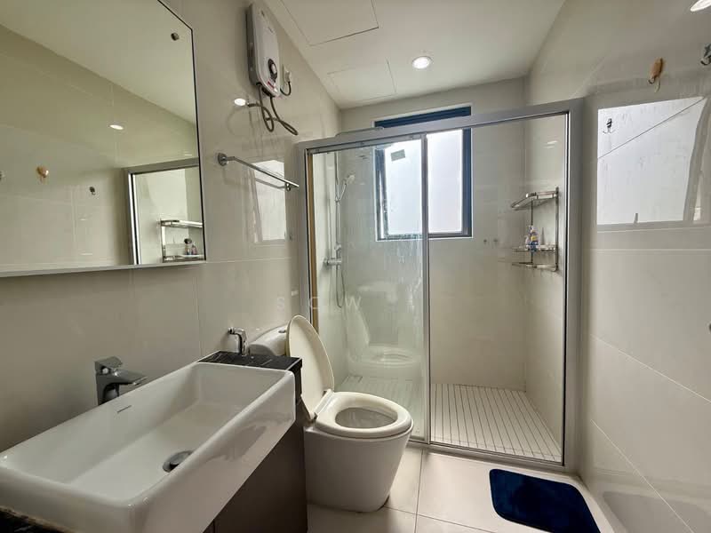 Condominium for Rent at Royal Strand @ Country Garden Danga Bay - Sow . - Bathroom - PropertyGuru.com.my