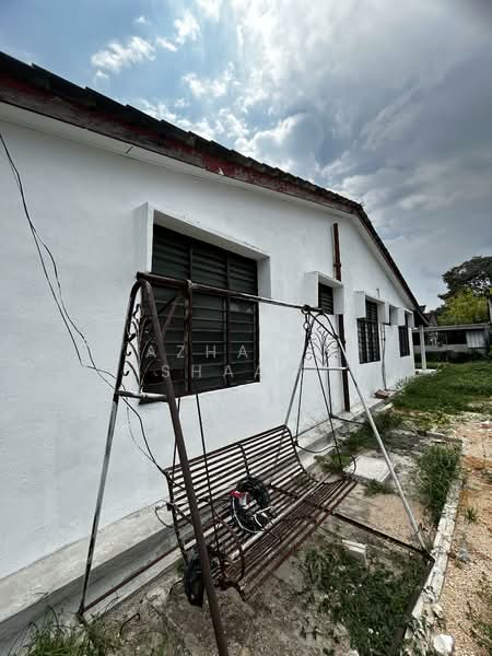 Semi-Detached House for Sale in Kulim (Kedah) - Azharin Shaari - Exterior - PropertyGuru.com.my