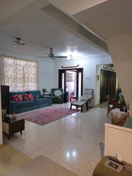 Rumah Teres 2 Tingkat untuk Dijual di Taman Putra Perdana (Puchong) - Gabriel Kong - Living Room - PropertyGuru.com.my
