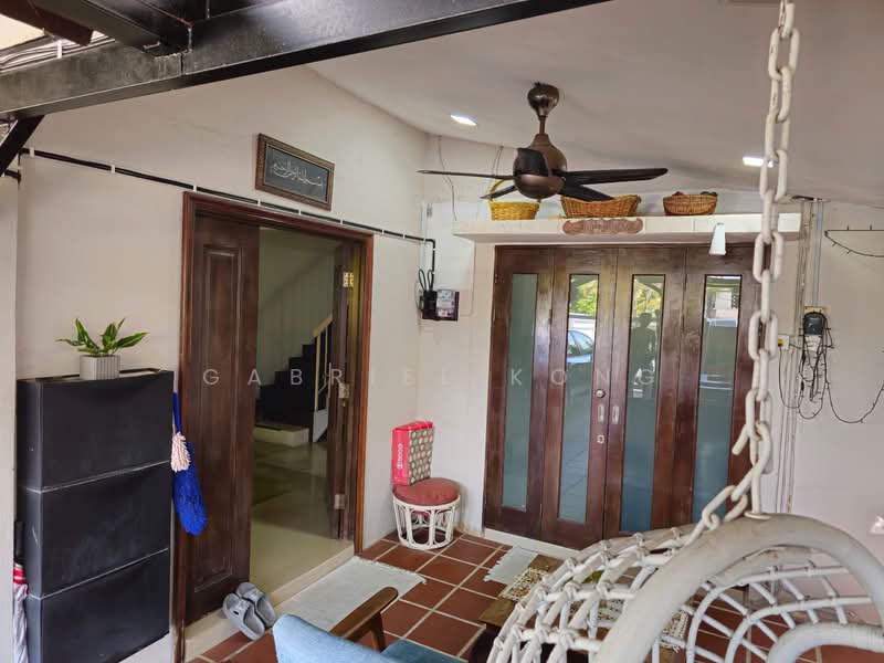 Rumah Teres 2 Tingkat untuk Dijual di Taman Putra Perdana (Puchong) - Gabriel Kong - Entrance - PropertyGuru.com.my