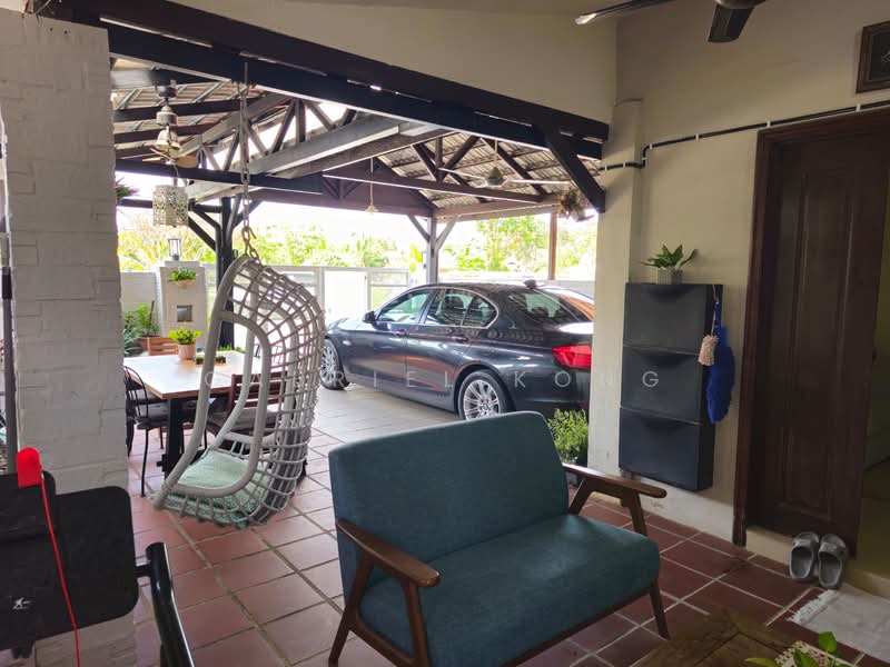 Rumah Teres 2 Tingkat untuk Dijual di Taman Putra Perdana (Puchong) - Gabriel Kong - Car Park - PropertyGuru.com.my