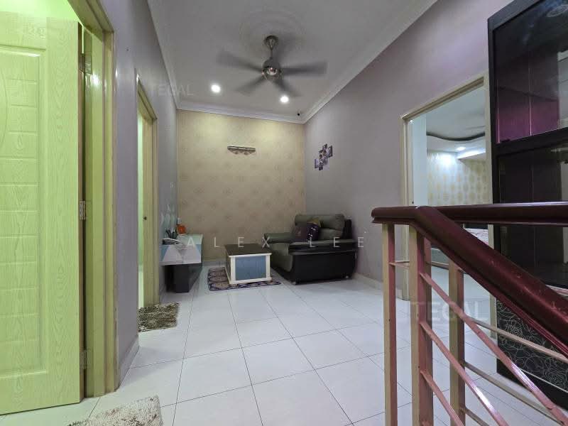 Rumah Teres untuk Dijual di Bandar Puteri Klang (Klang) - Alex Lee - Living Room - PropertyGuru.com.my
