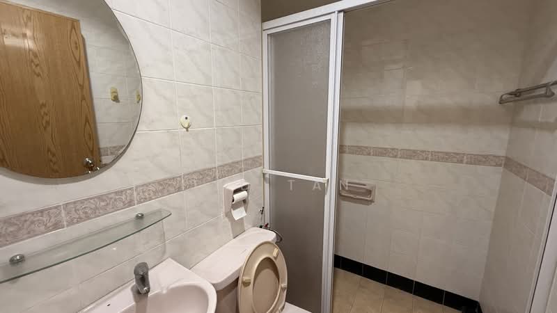 Desa Bunga untuk Untuk Dijual - RM 850,000, Apr 2026 - Bathroom - PropertyGuru.com.my