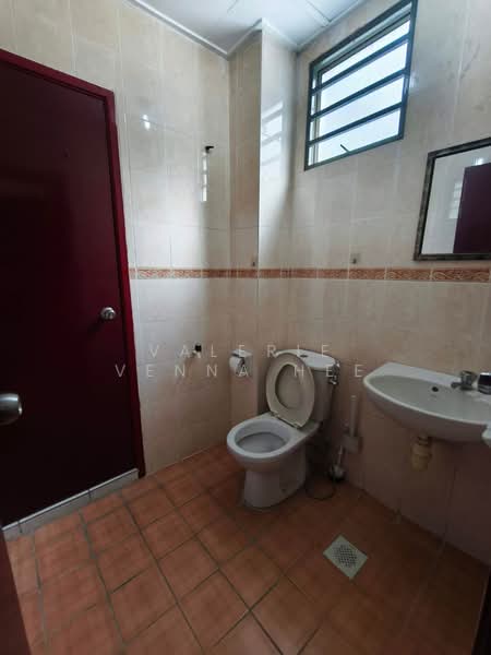 Terraced House for Rent in Bandar Puteri Puchong (Puchong) - Valerie Venna Hee - Bathroom - PropertyGuru.com.my