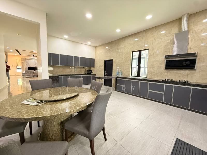 The Gardens @ Polo Park untuk Untuk Dijual - RM 2,800,000, Apr 2026 - Kitchen - PropertyGuru.com.my