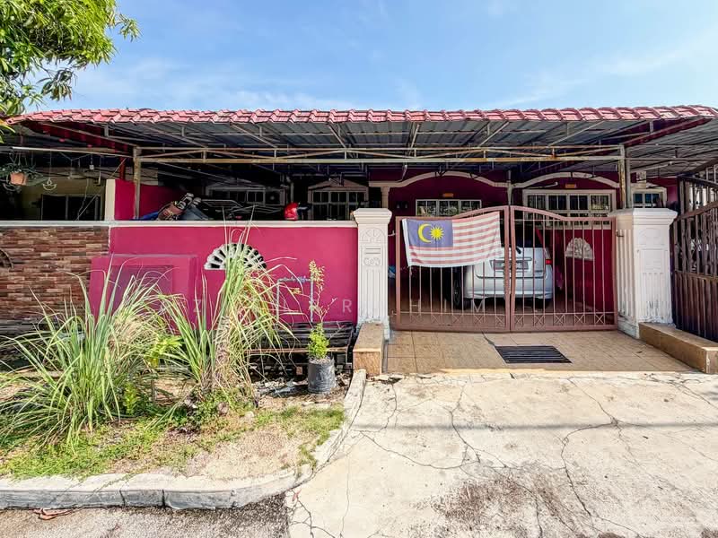 Rumah Teres 1 Tingkat untuk Dijual di Nilai (Negeri Sembilan) - Azizirrahim . - Exterior - PropertyGuru.com.my