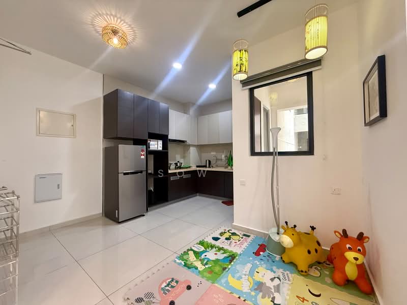 Condominium for Rent at Kings Bay @ Country Garden Danga Bay - Sow . - Kitchen - PropertyGuru.com.my