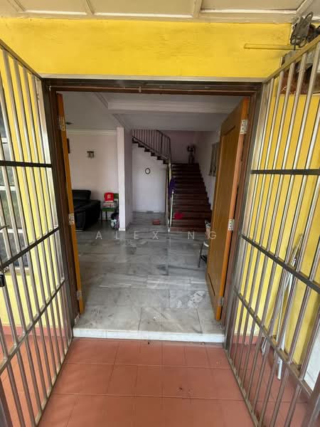 Taman Skudai Bahru @Skudai Bahru untuk Untuk Dijual - RM 990,000, Apr 2026 - Entrance - PropertyGuru.com.my